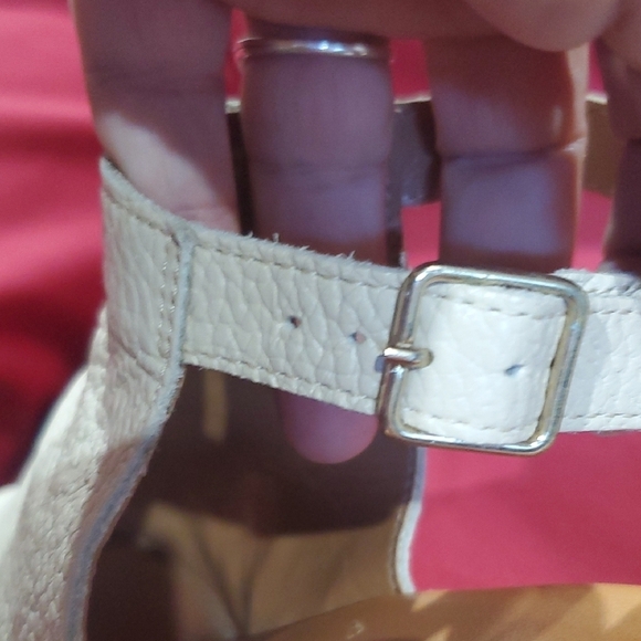 l'artigiano lucchese Italian Cream and Tan Peep-Toe Heels with Chunky Heel - Picture 10 of 10